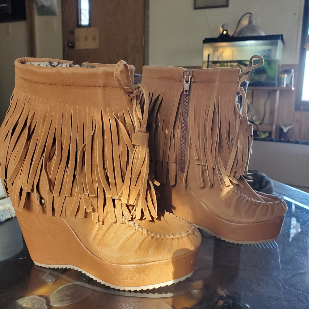 wedge heels, size 6, brown, moccasins booties